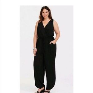 Torrid challis jumpsuit romper size 3